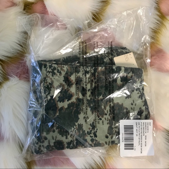 Pilcro High-Rise Button-Fly Skinny Corduroy Pants - Picture 7 of 15